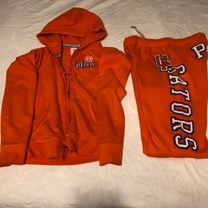 VS PINK FLORIDA GATORS HOODIE AND SWEATPANTS